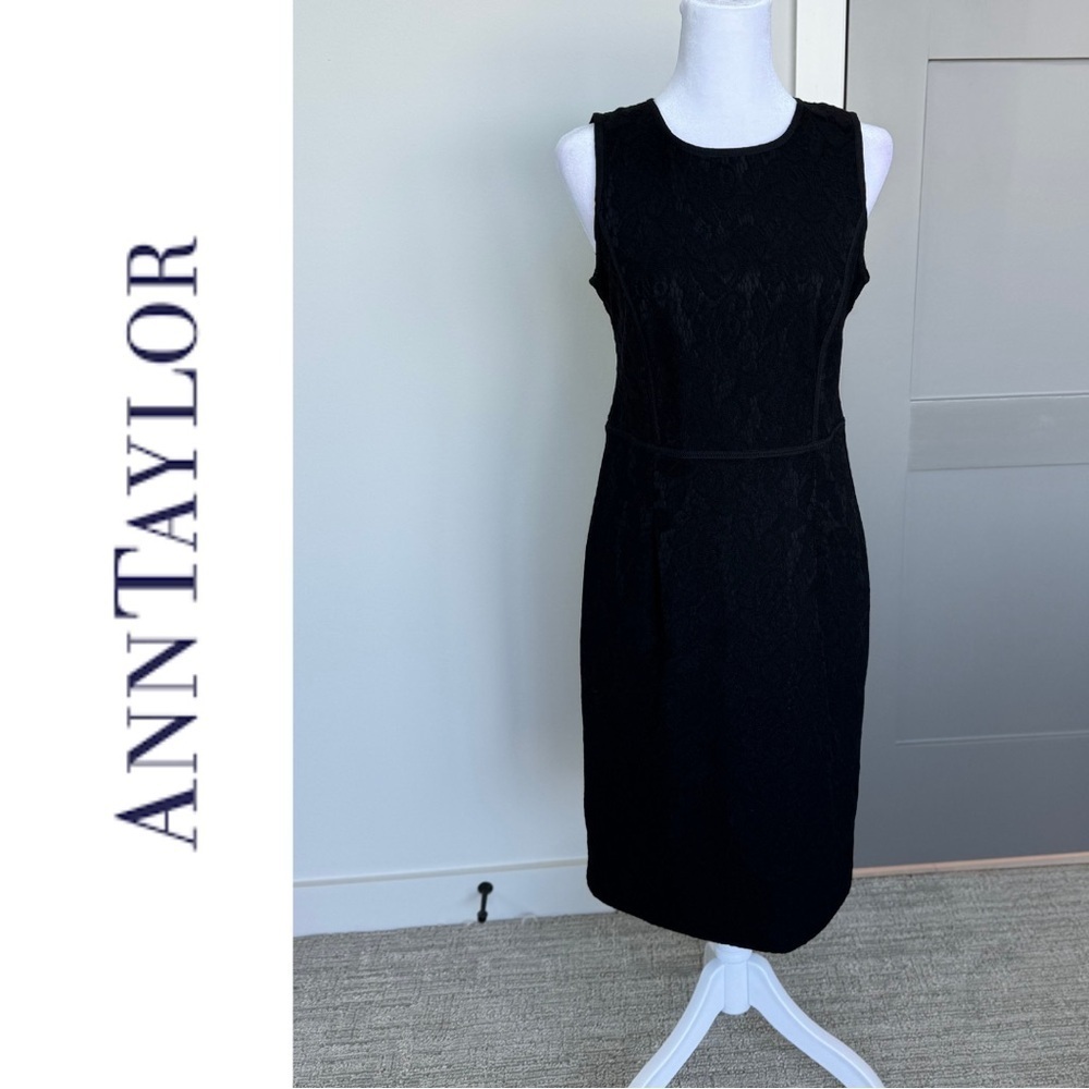 Ann Taylor Sleeveless Little Black Lace Overlay Dress LBD 4 Small Back Vent